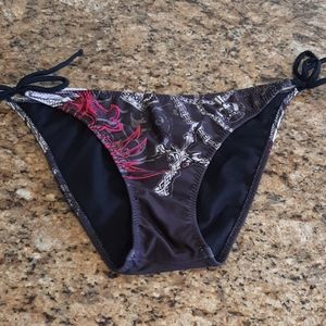 Infamous bikini bottom